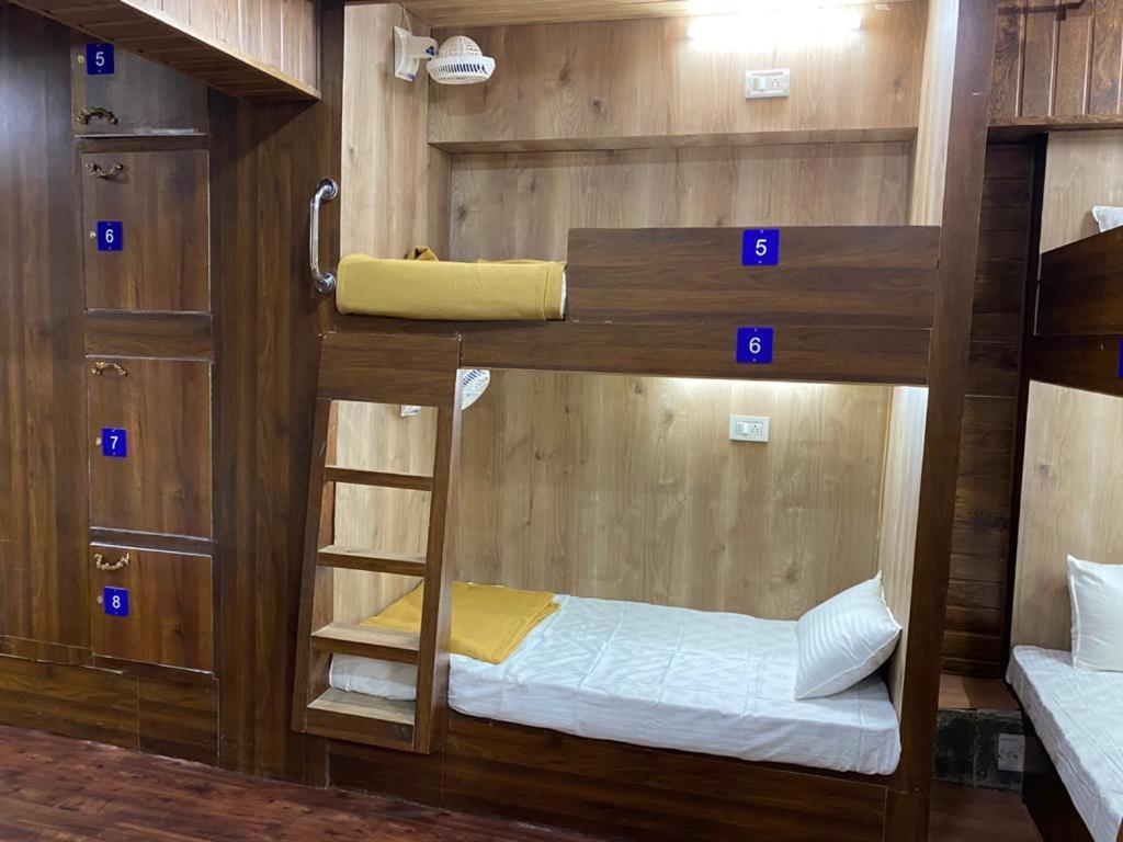 City Stay Ac Deluxe Hostel Madgaon Esterno foto
